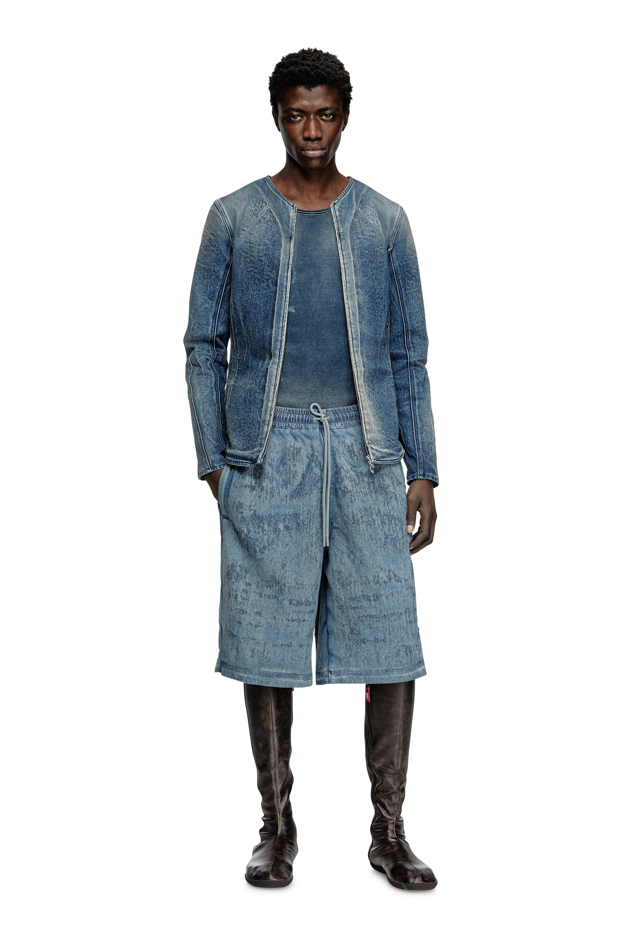 Diesel - D-ENIMOS-SHORT-FSG, Male's Bermudas in ultra-destroyed jacquard denim in ミディアムブルー - 2